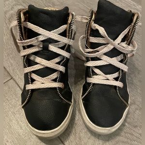 Girls high top shoes size 3 black and rose gold/ studded